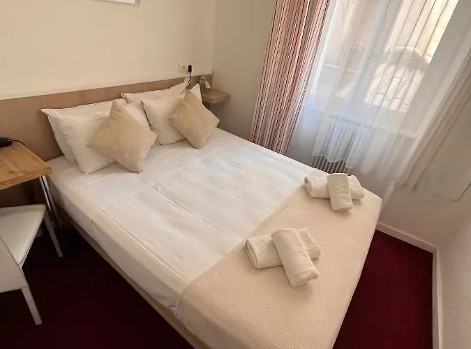 Azurene Royal 2* 칸느