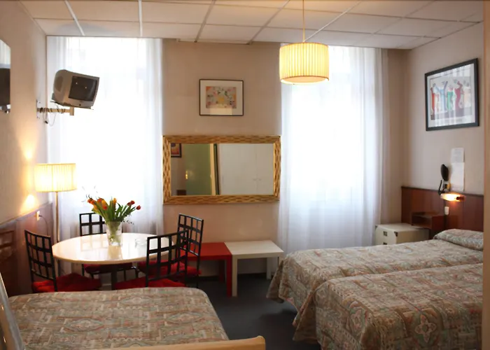 Azurene Royal Hotel 2*