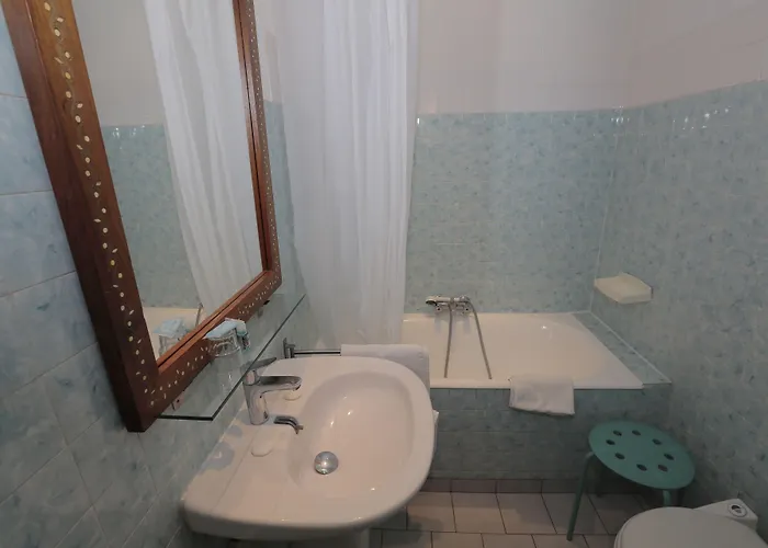 Hotel Azurene Royal Cannes