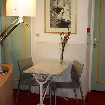 Azurene Royal Hotel