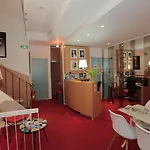阿祖尔内皇家酒店 戛纳